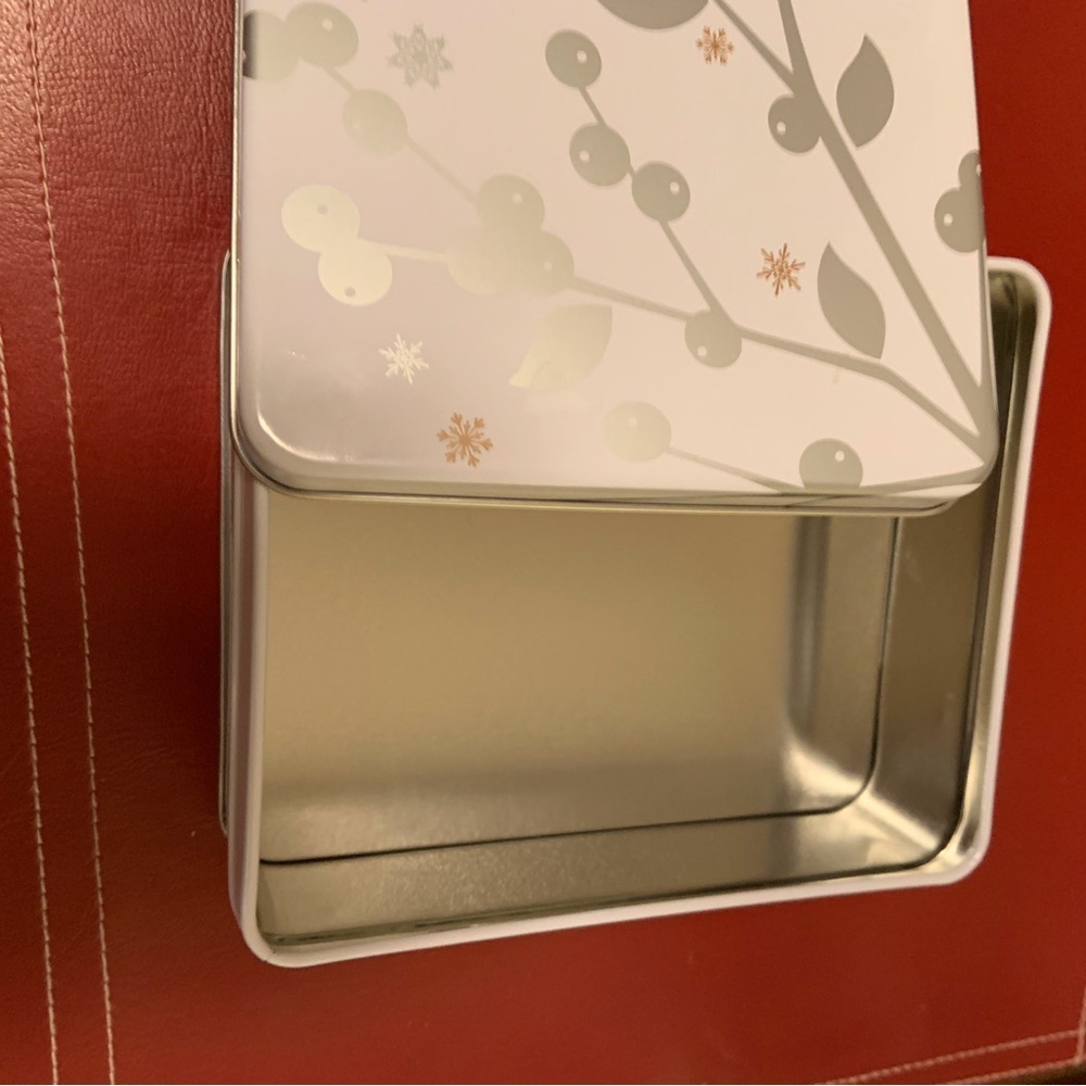 Mary Kay Gift Tin